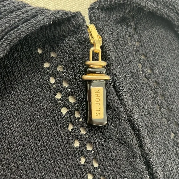 St john legacy zip front black sweater with collar knit.